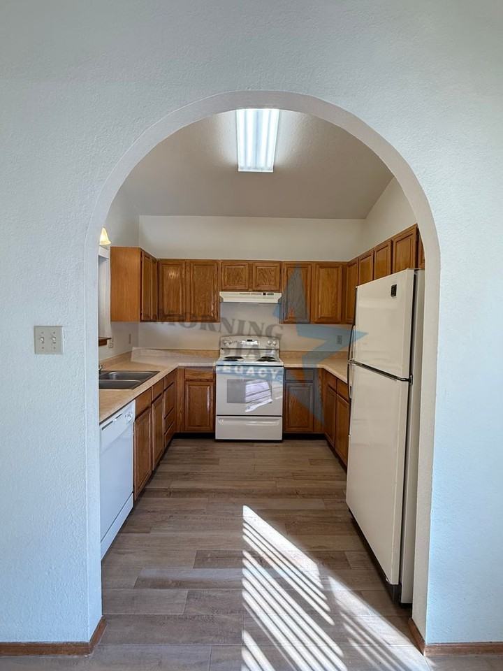 3120 Missouri Ave - Photo 6 of 29