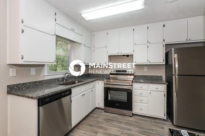 7145 Nunn Woods Way - Photo 7 of 16