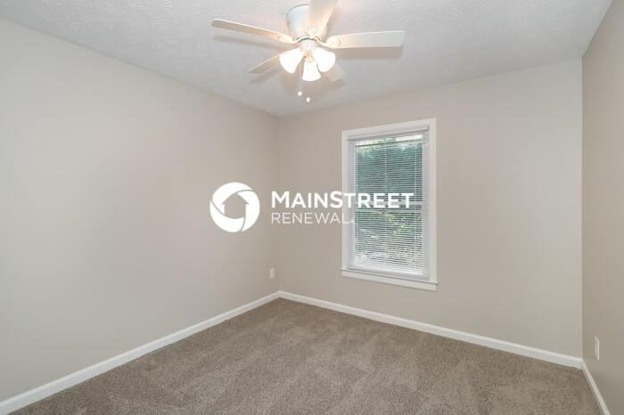 7145 Nunn Woods Way - Photo 6 of 16