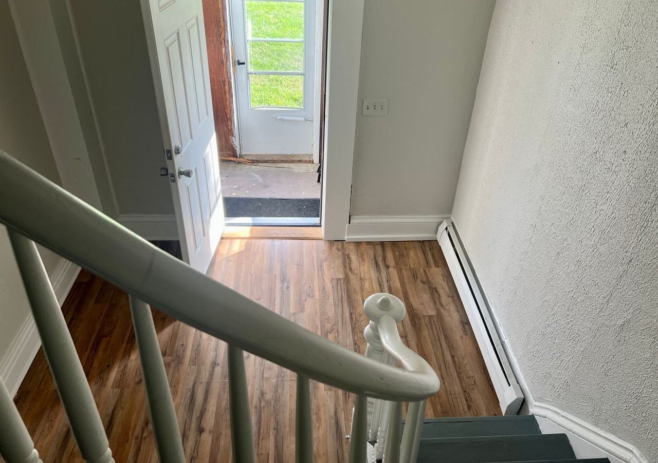 5394 W Ridge Rd - Photo 3 of 19
