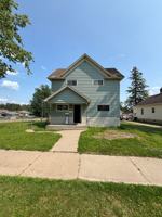 featured image of 1034 Pinos St