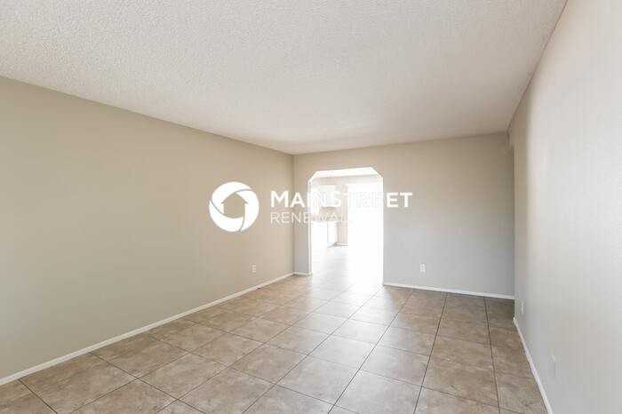 503 W El Prado Rd - Photo 4 of 16