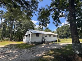 featured image of 413 Dell Dr