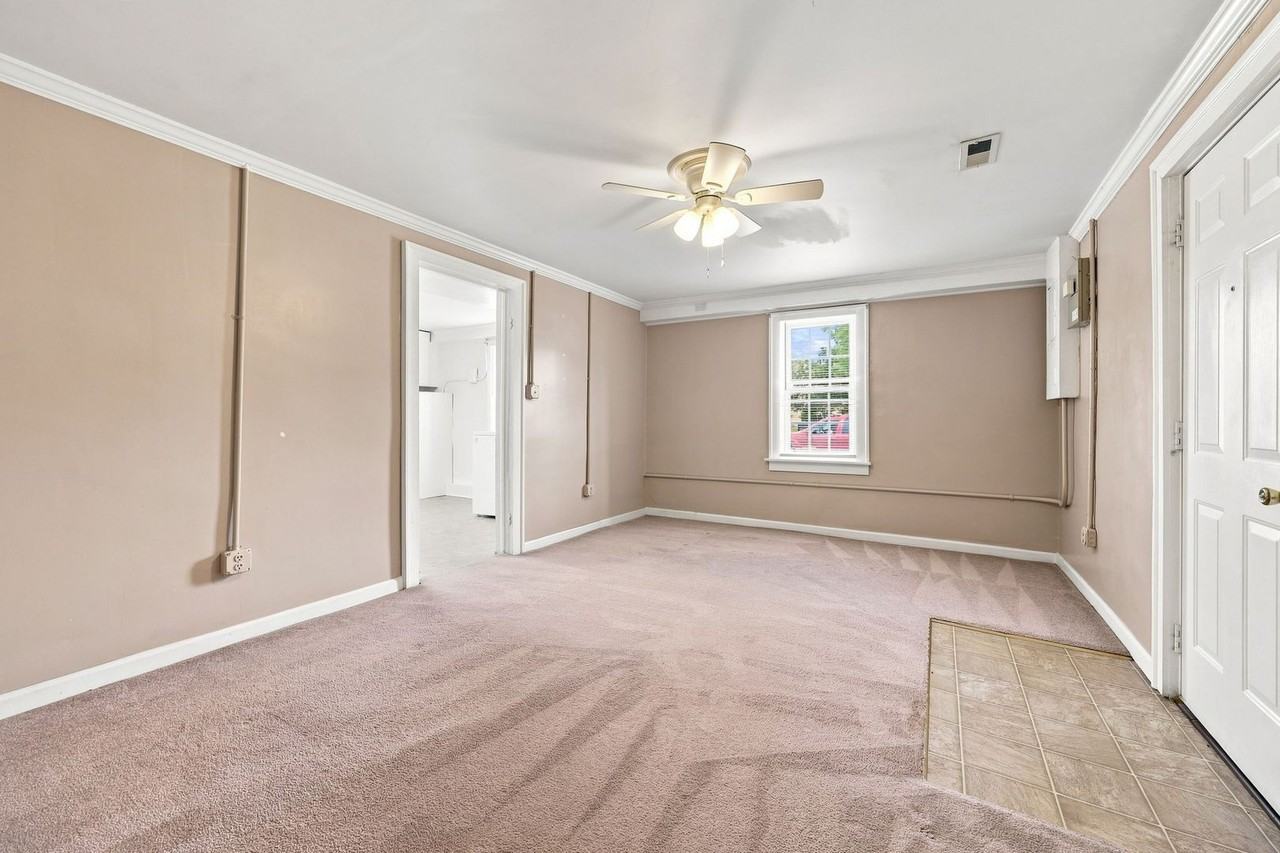 101 E Woodall St #D - Photo 2 of 30