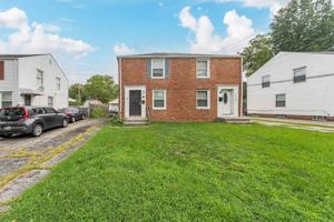 featured image of 1517 E 256th St