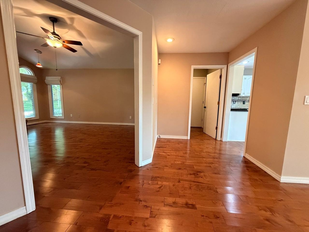2157 E Cherryvale St - Photo 5 of 41