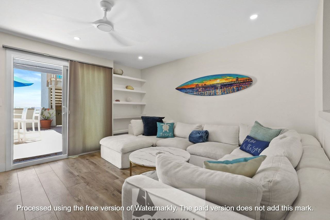 711 711 PCH #330 - Photo 4 of 27