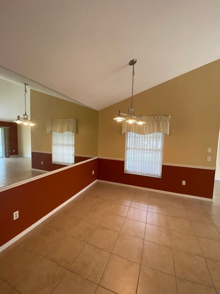 2312 Sw 20th Ct - Photo 4 of 9