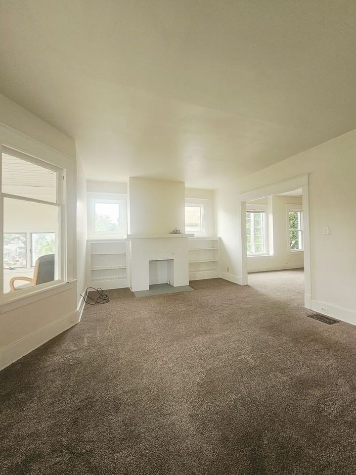 731-733 Lincoln Ave. - Photo 5 of 19