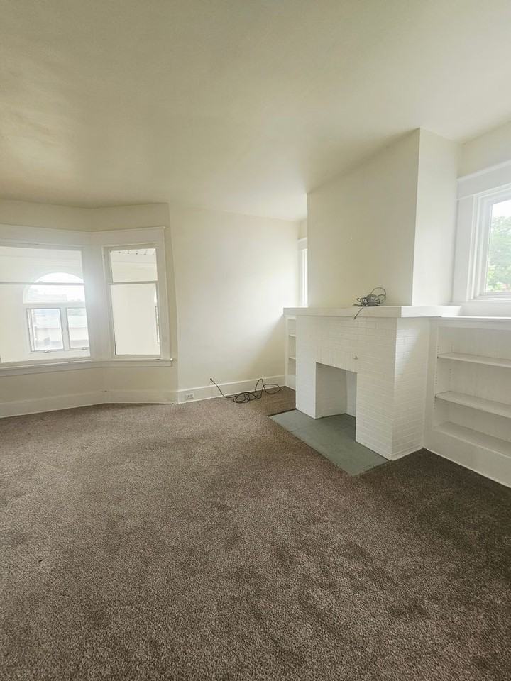 731-733 Lincoln Ave. - Photo 7 of 19