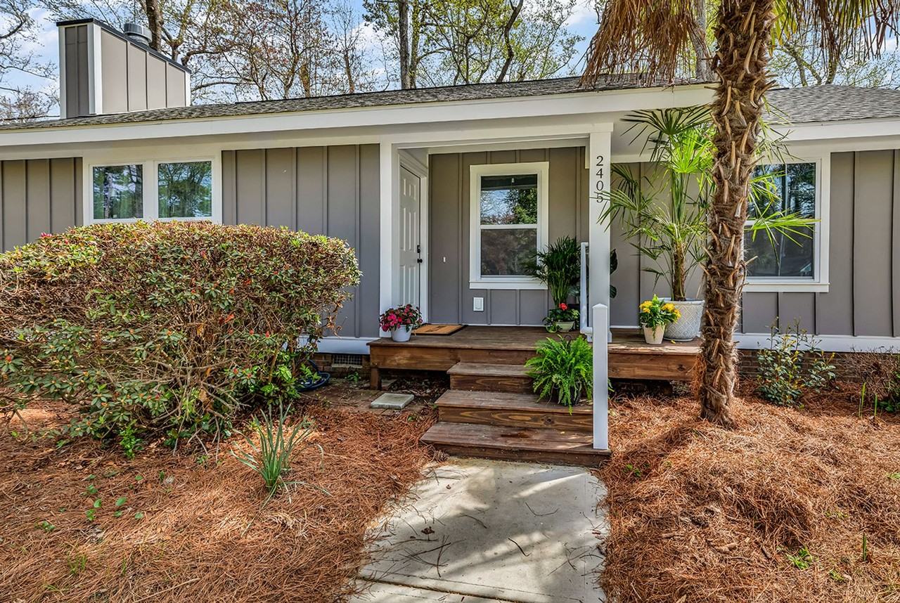 2405 Bert Dr - Photo 3 of 37
