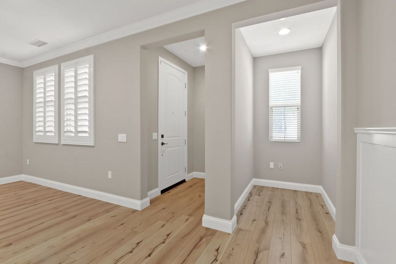 604 El Paseo - Photo 7 of 20