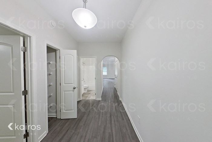 830 Washington Ferry Rd - Photo 2 of 19