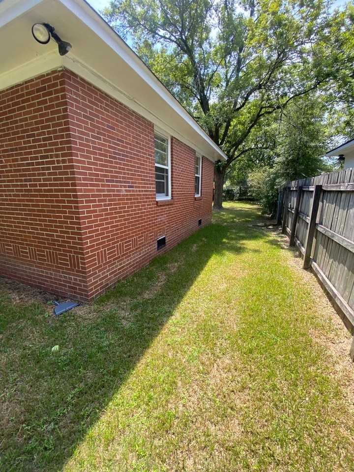 2914 Ramsey Rd - Photo 2 of 14