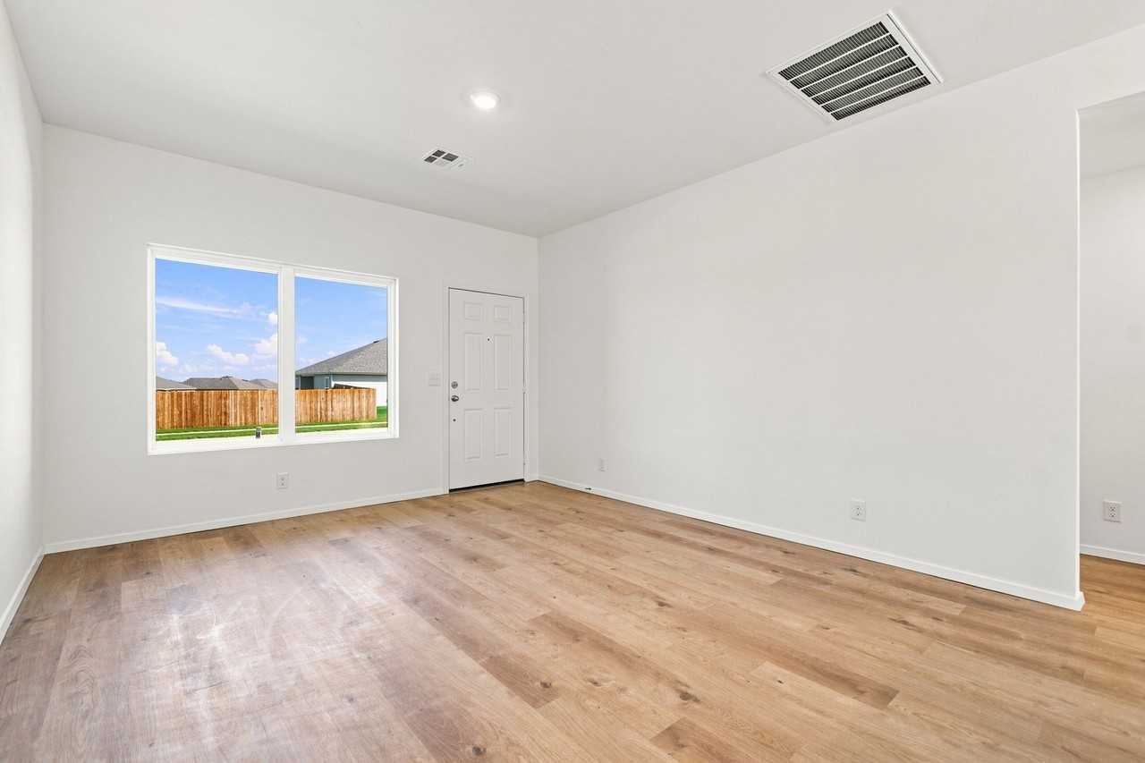 8034 S 290th East Ave - Photo 5 of 22