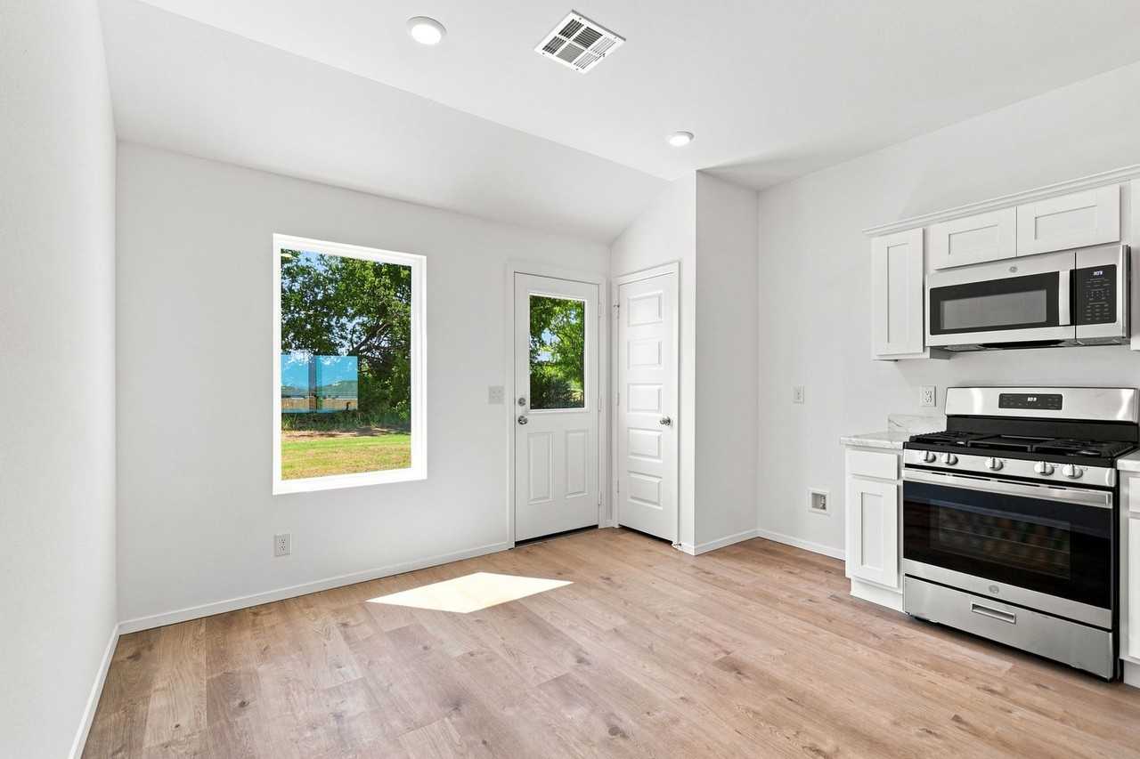 8034 S 290th East Ave - Photo 6 of 22