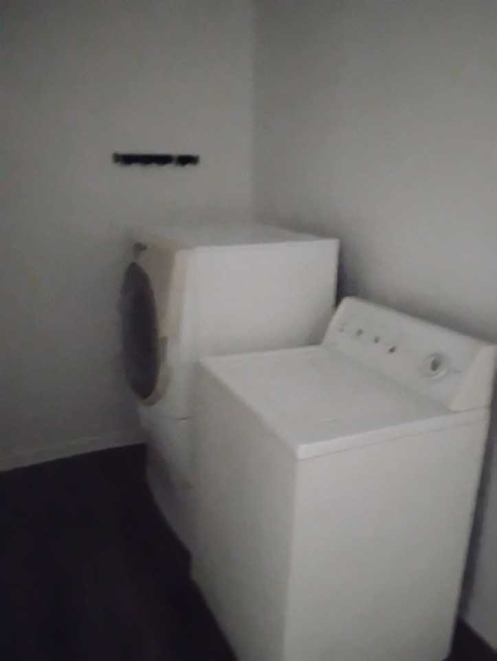 269 E Bringhurst St - Photo 6 of 7