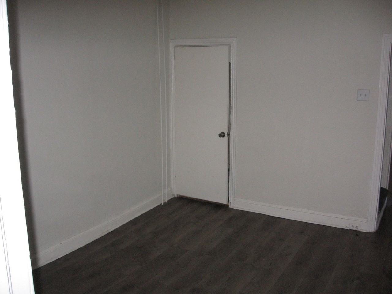 269 E Bringhurst St - Photo 7 of 7