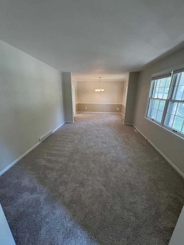 11820 W 99th Ter - Photo 5 of 25