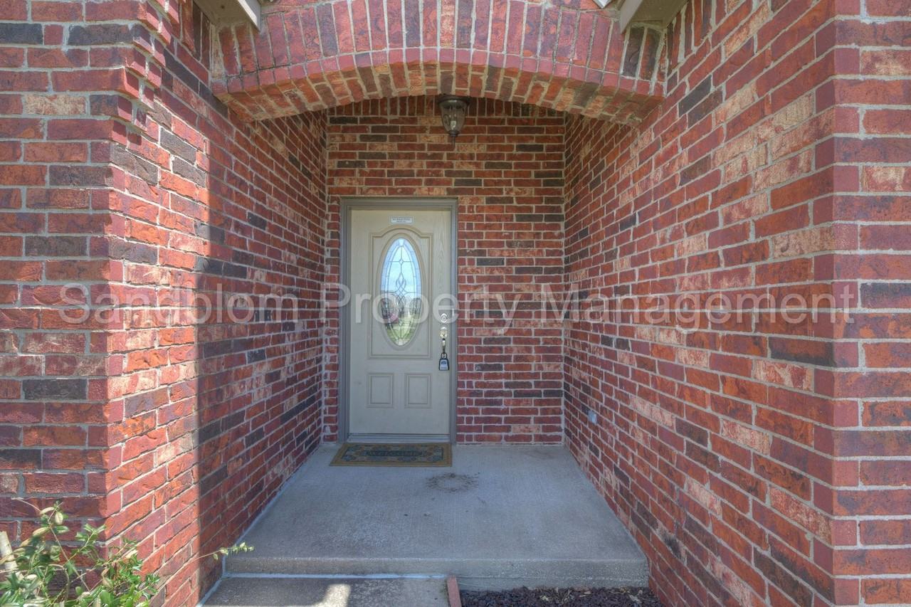 3295 S 204th East Ave - Photo 2 of 25