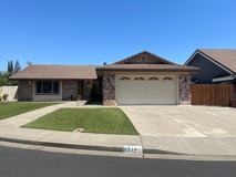 142 Hillview Dr - Photo 1 of 1