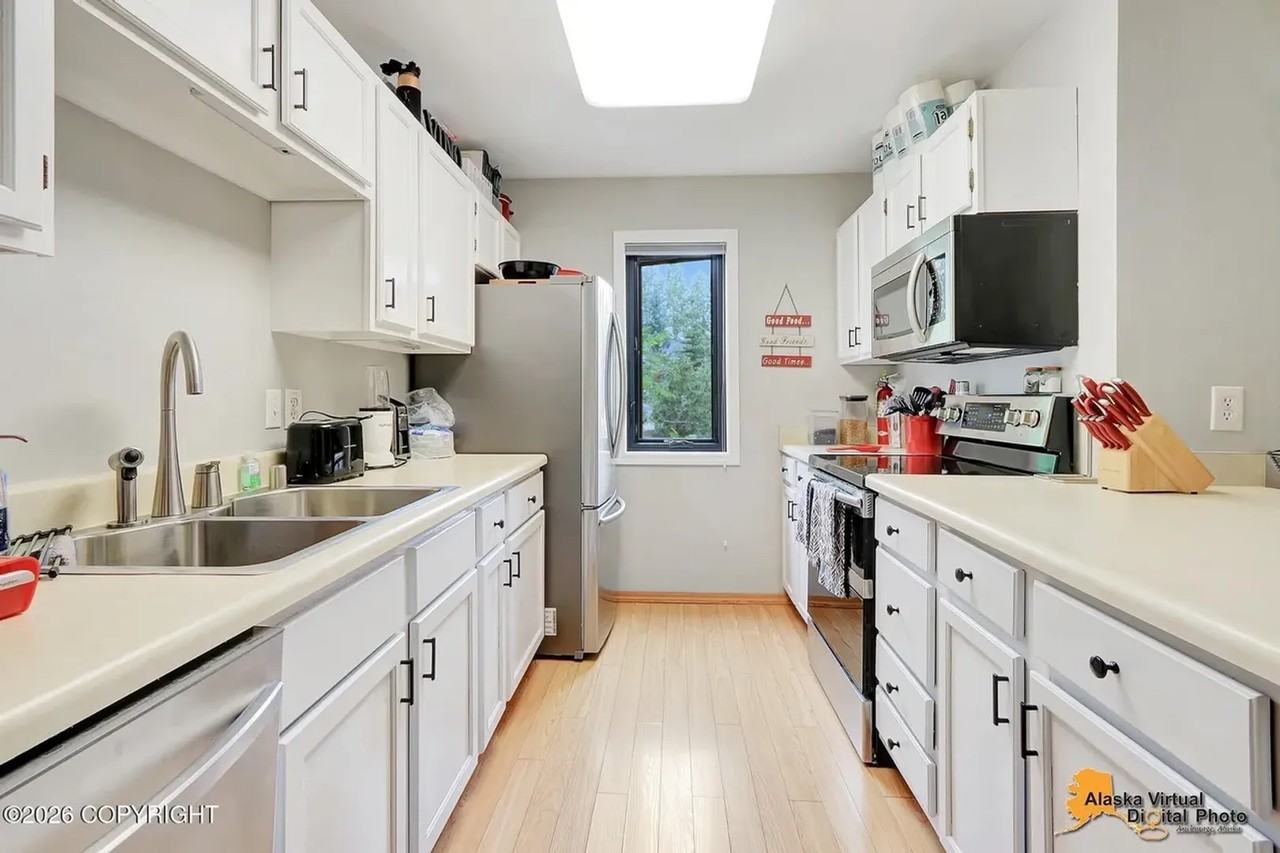 9309 Jewel Lake Rd #103 - Photo 4 of 21