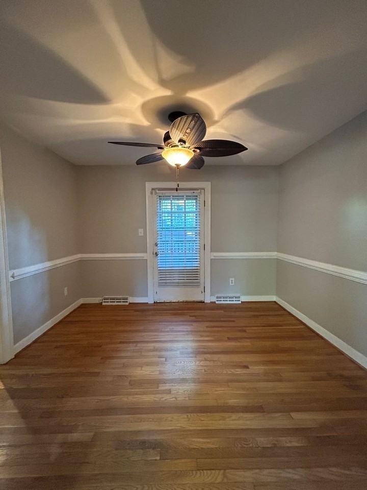 10012 Copperwood Ct - Photo 7 of 27