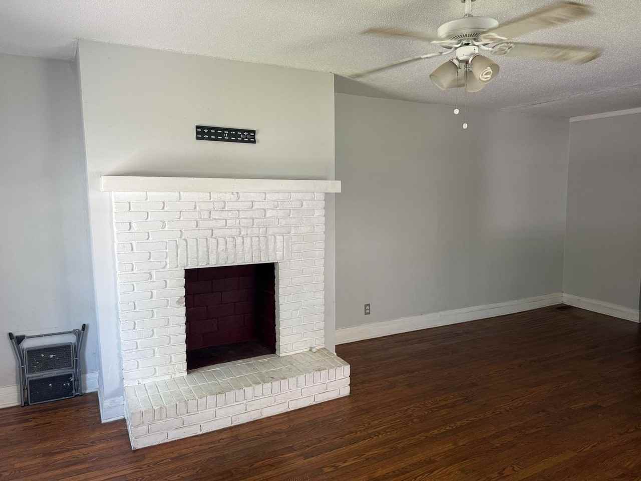 317 20th St S - Photo 5 of 12