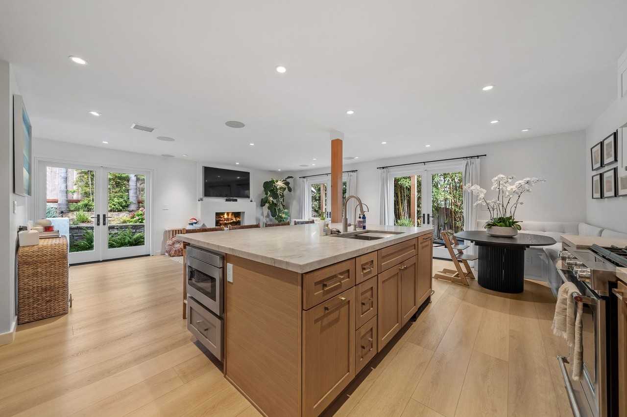 253 Calle De Madera - Photo 2 of 20