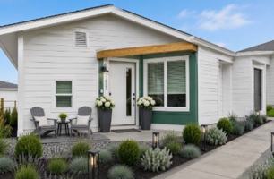 featured image of 516 W D St