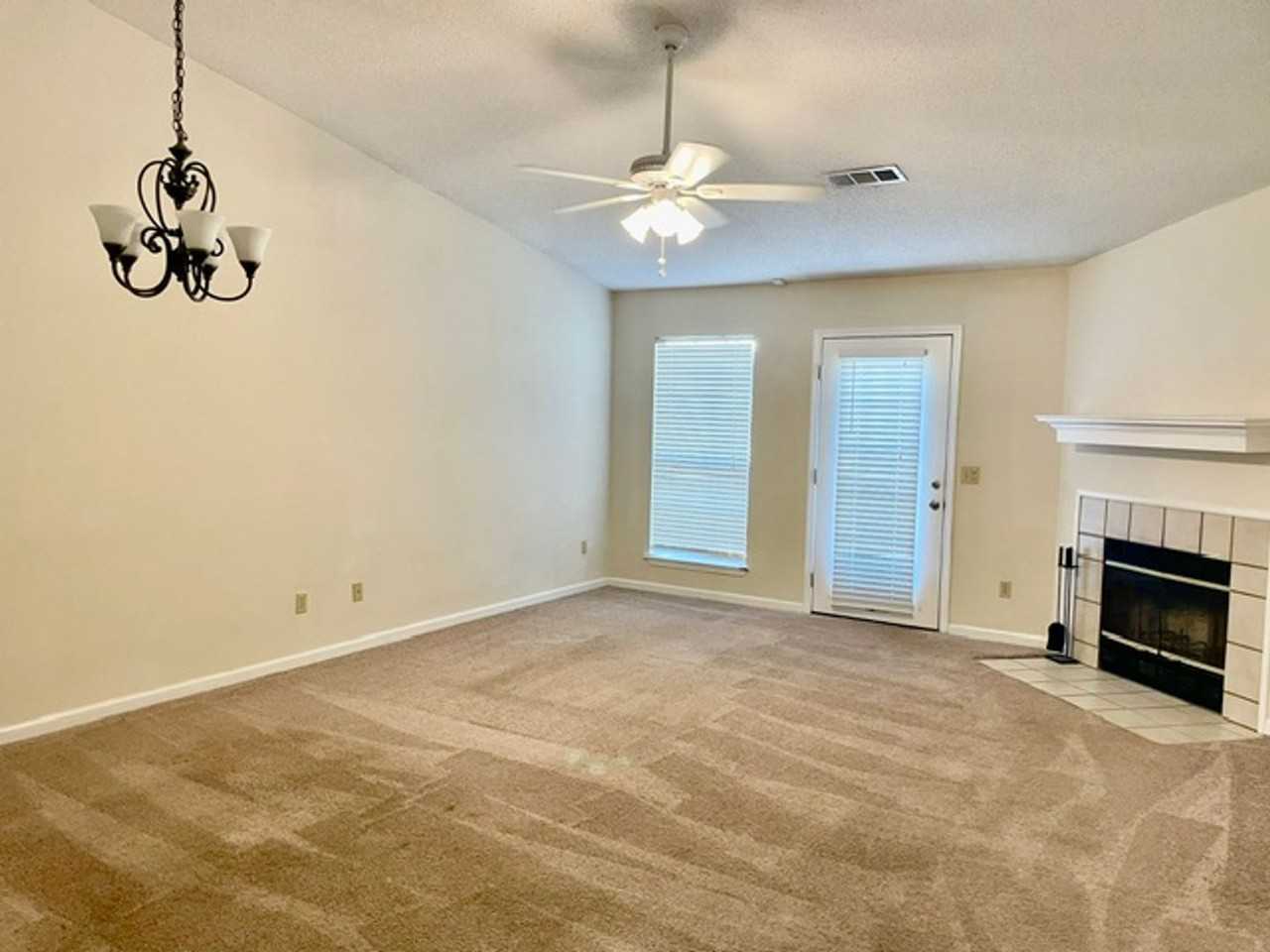 1428 Southern Gardens Dr - Photo 5 of 11