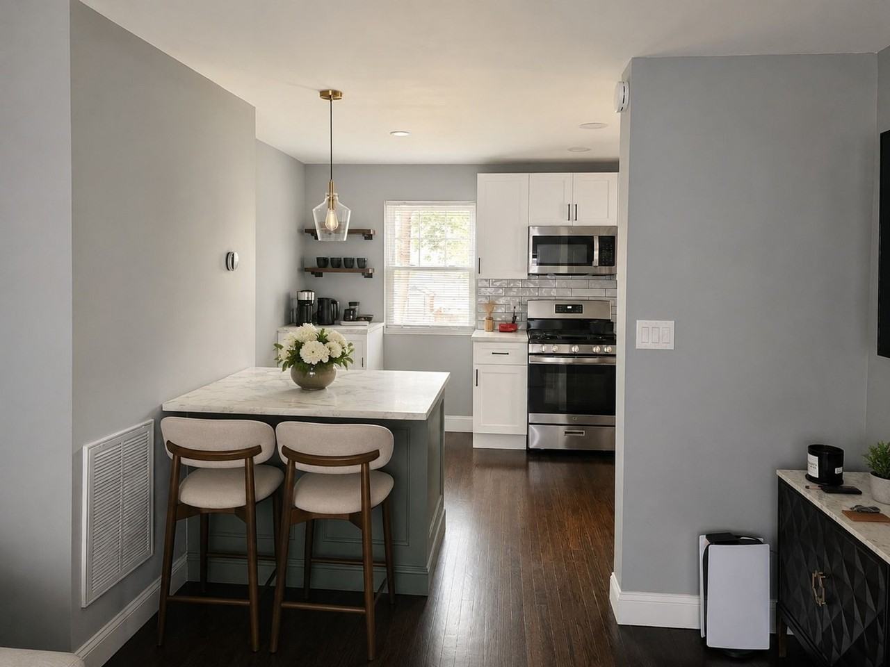 544 E Milton Ave - Photo 6 of 17