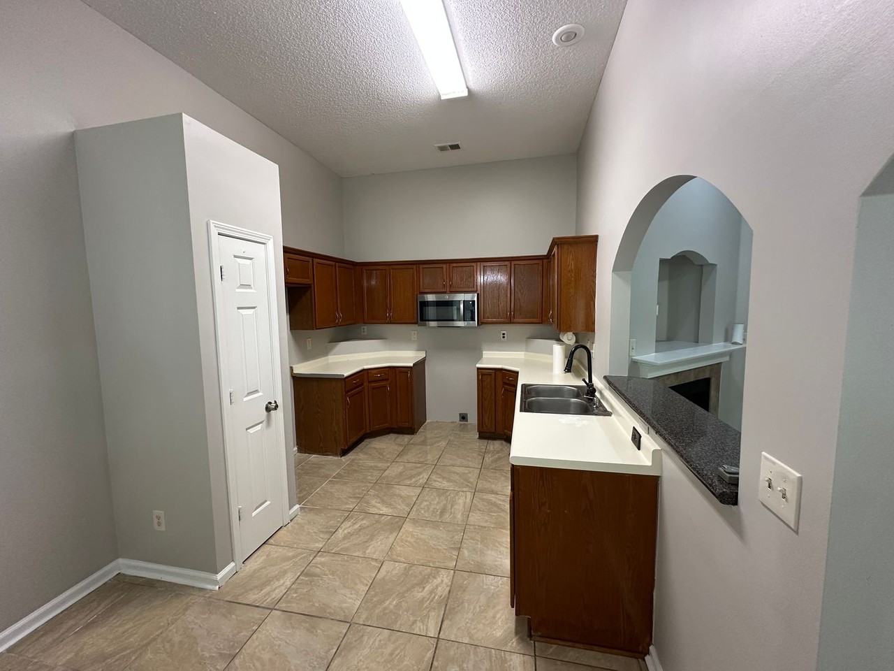 4762 Ridge Walk Ln - Photo 5 of 16