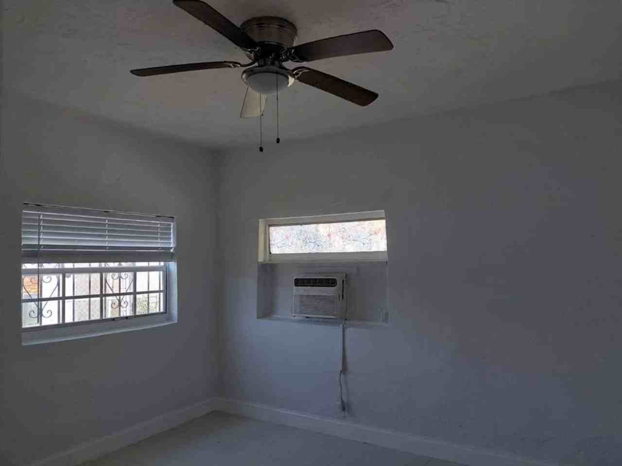 5575 Nw 7th Ave - Photo 3 of 9
