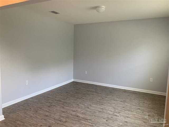 2127 Waltham St - Photo 3 of 50