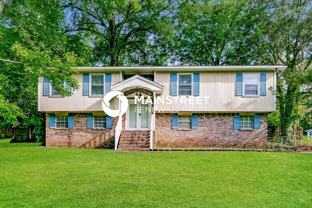 636 Cresap Cir Ne - Photo 1 of 1