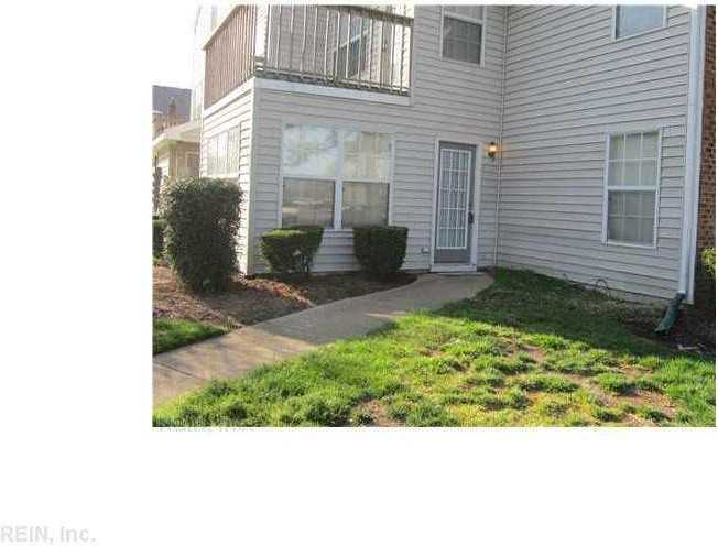 5000 Thatcher Way - Photo 2 of 11