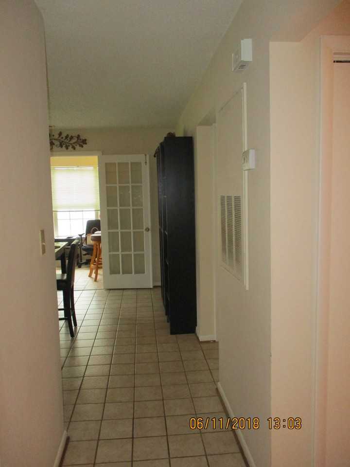 5000 Thatcher Way - Photo 3 of 11