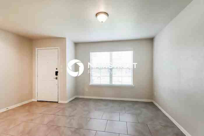 8011 Ecru Ln - Photo 6 of 17