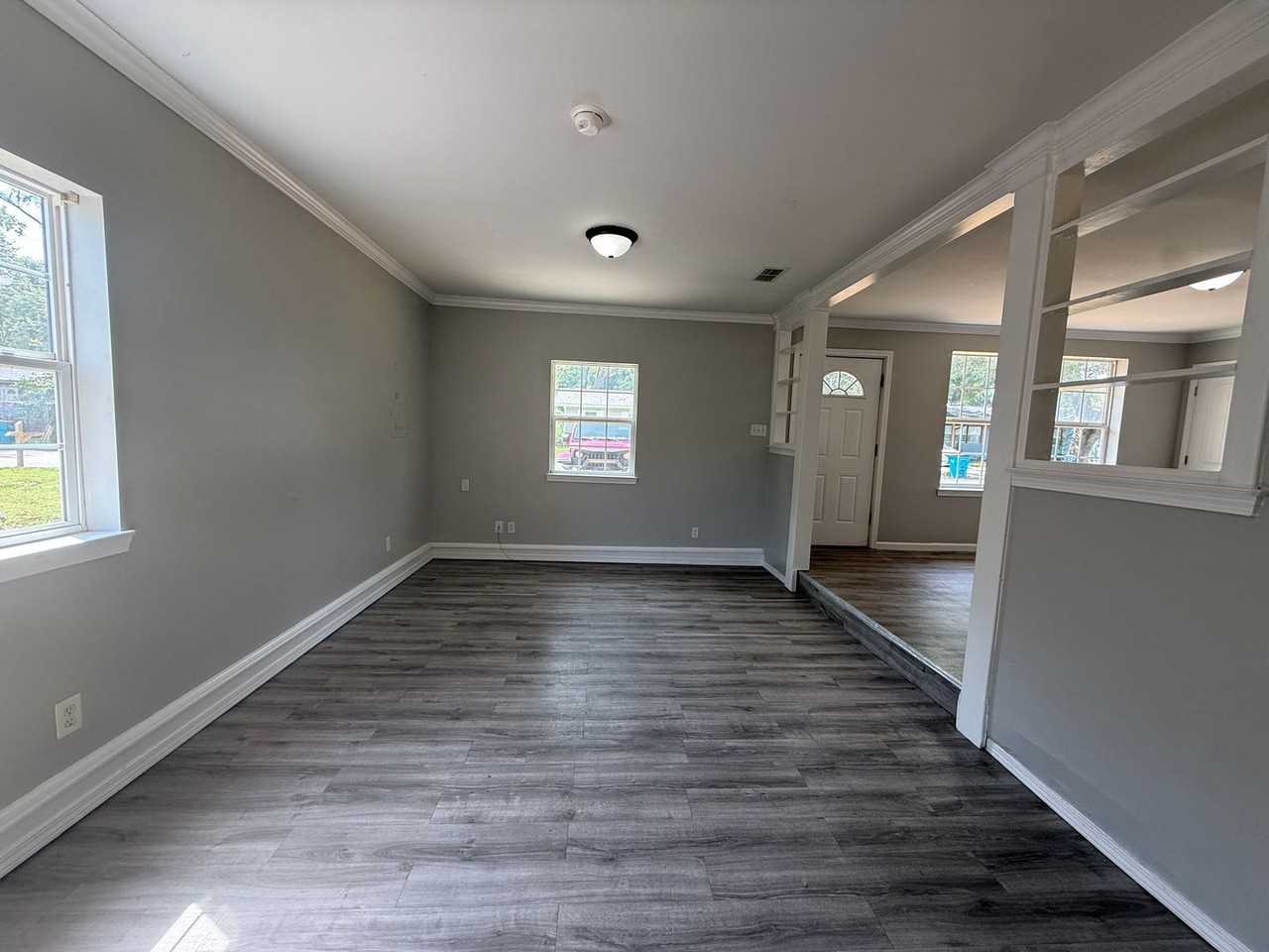 3219 W Latoka St - Photo 5 of 13