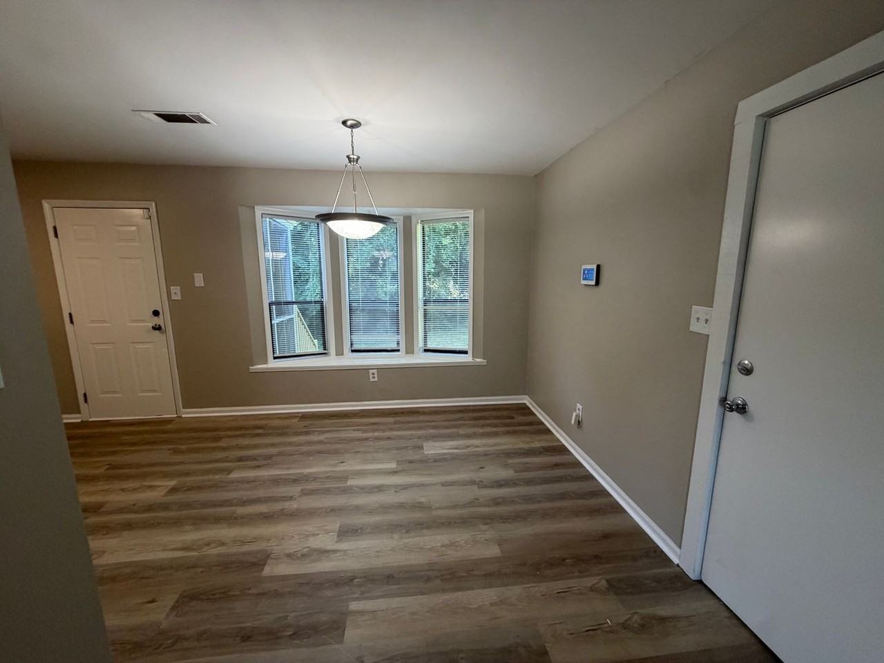 4125 Annistown Rd - Photo 2 of 17