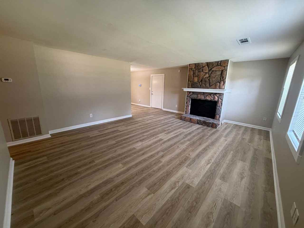 4125 Annistown Rd - Photo 4 of 17