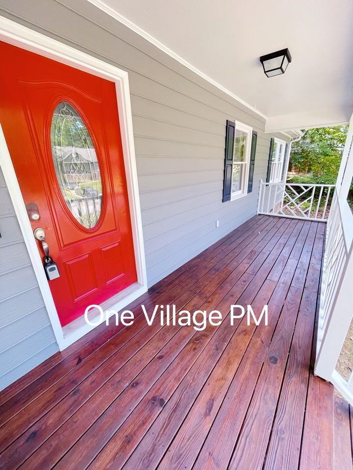 3322 Nantuckett Ave - Photo 4 of 22