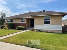 featured image of 1440 E Rose Ave