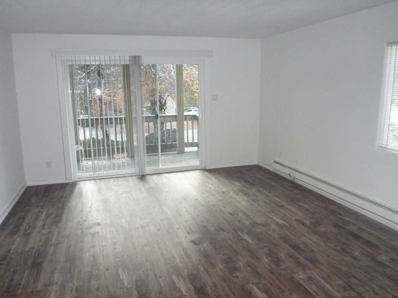 810 Alder Ave - Photo 5 of 11