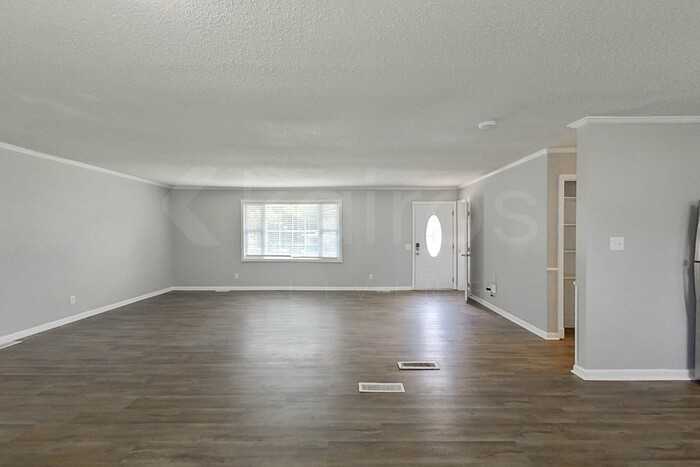 8 Outter Dr - Photo 2 of 21