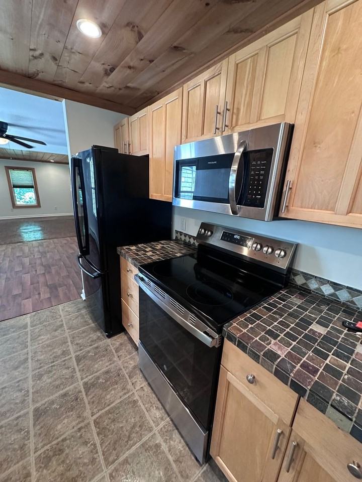 4017 Nelson Heights Rd - Photo 2 of 29