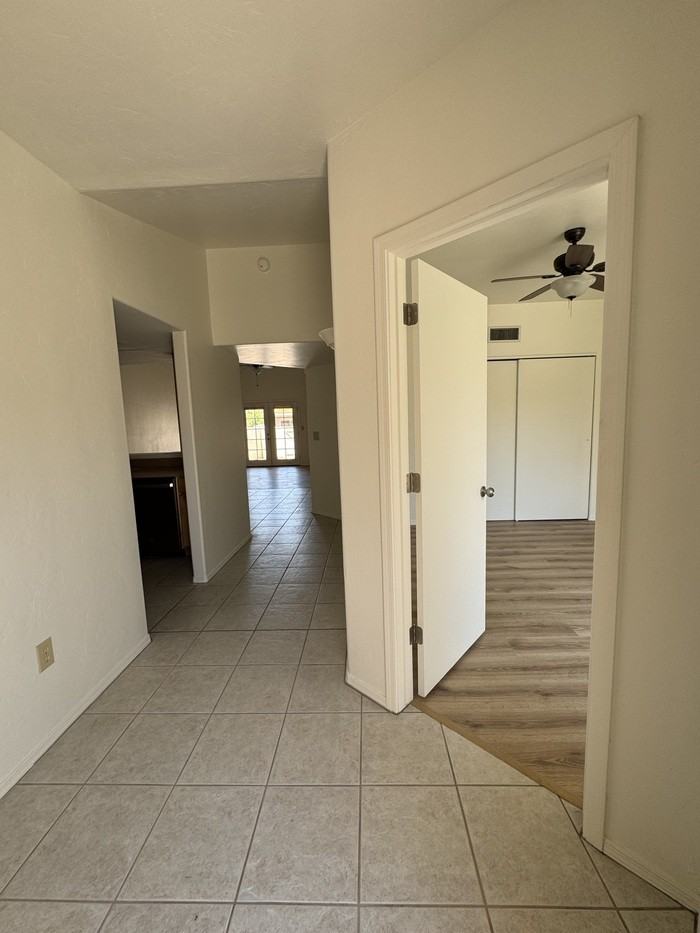 7847 E Roget Dr - Photo 6 of 26