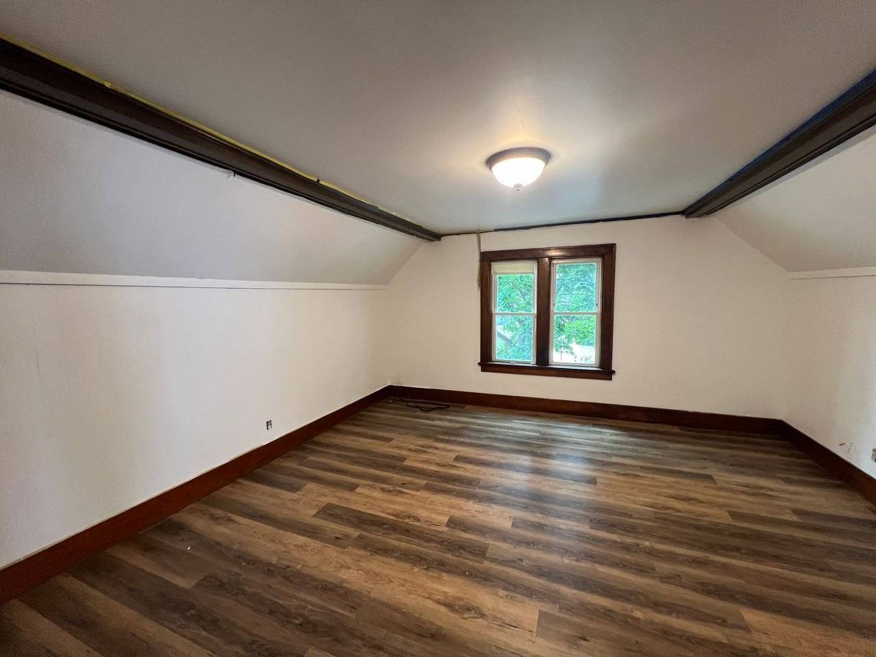 1031 S 5th Ave - Photo 7 of 16