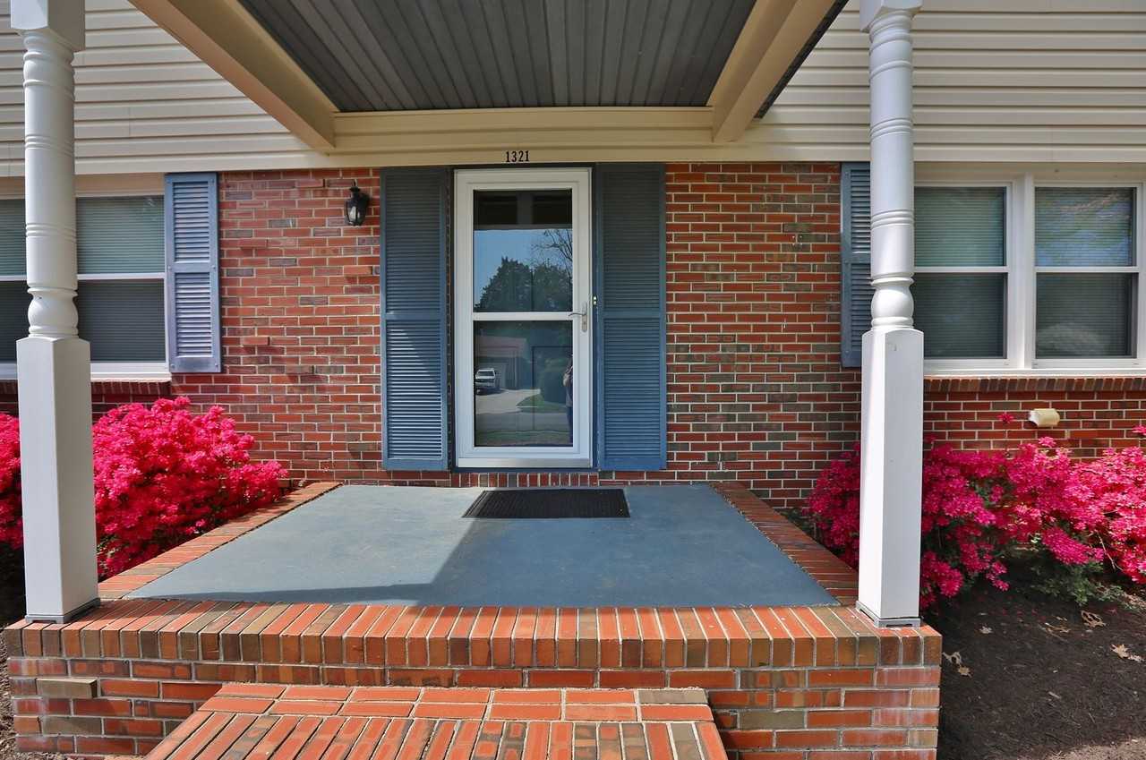 1321 Conrad Ln - Photo 2 of 41